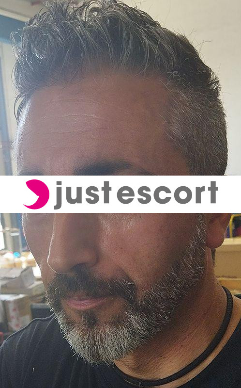 Roma Coppie Ciao sono molto serio pulito e riservato cerco coppia reale
