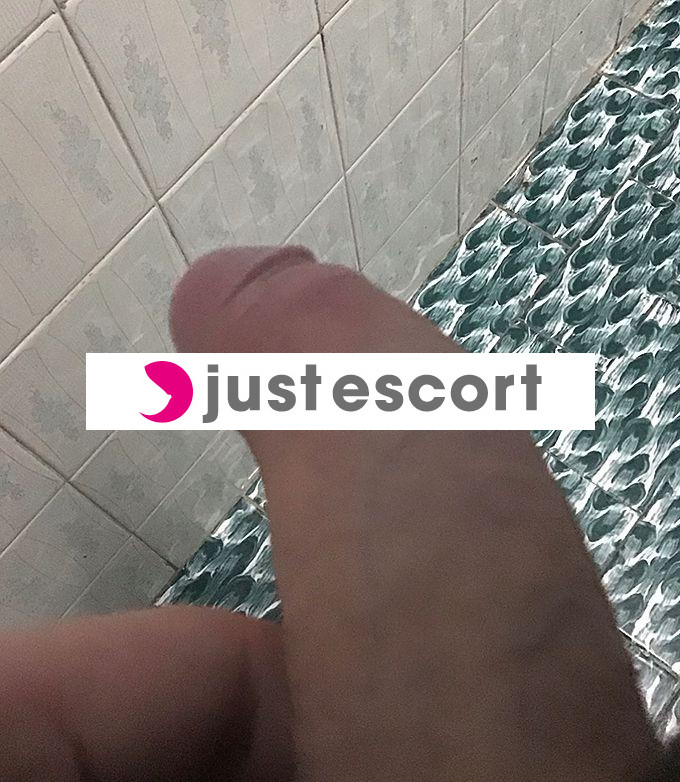 Cerco sesso nella tua macchina provincia Bari ( solo se mi raggiungi tu a palo del colle ) max 44 anni e se sei magro