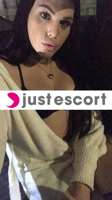 TI RAGGIUNGO IN HOTEL TUTTA LA NOTTE DISPONIBILE TRANS ATTIVA E PASSIVA